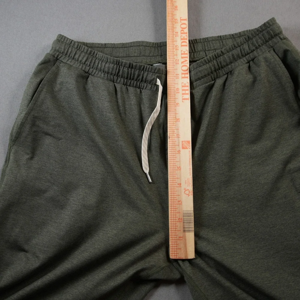 Vuori Sunday Performance Jogger Men Joggers L V416 Active Gym Green 31x27